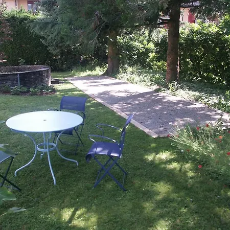 Sanluca Bed & Breakfast Nyon